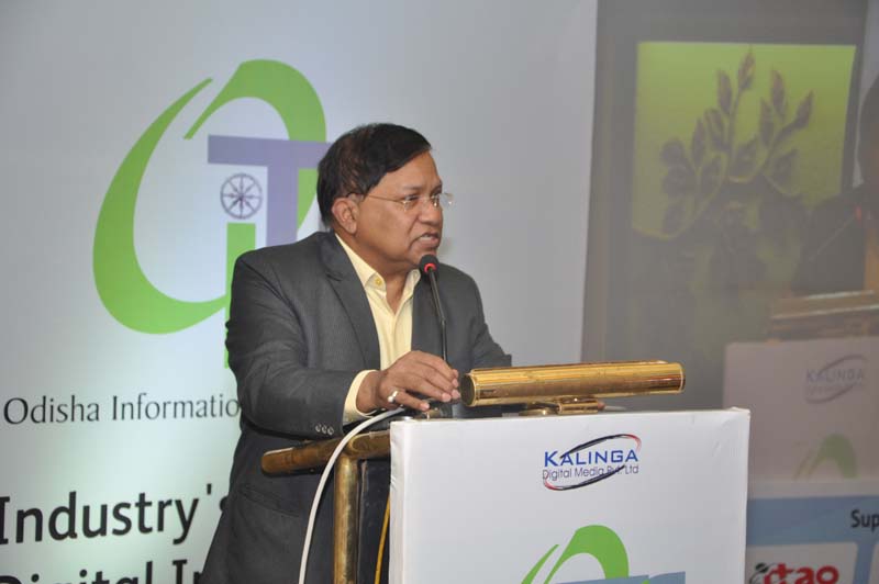 Comomodo. J Jena, Director-TCOE briefing the audience